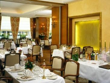 Hotel Grand Cravat